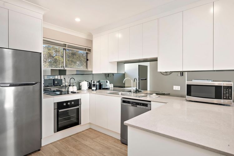 Bella Vista Unit 19, 19-21 Shoal Bay Road, Shoal B