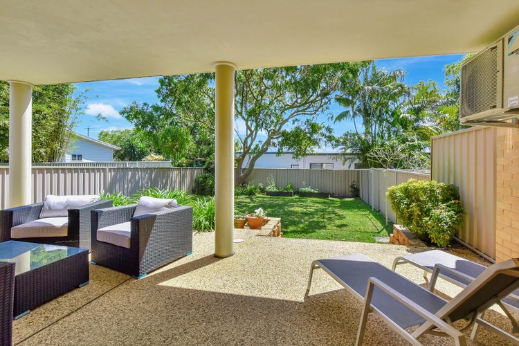 Salt and Paws @ Fingal Bay