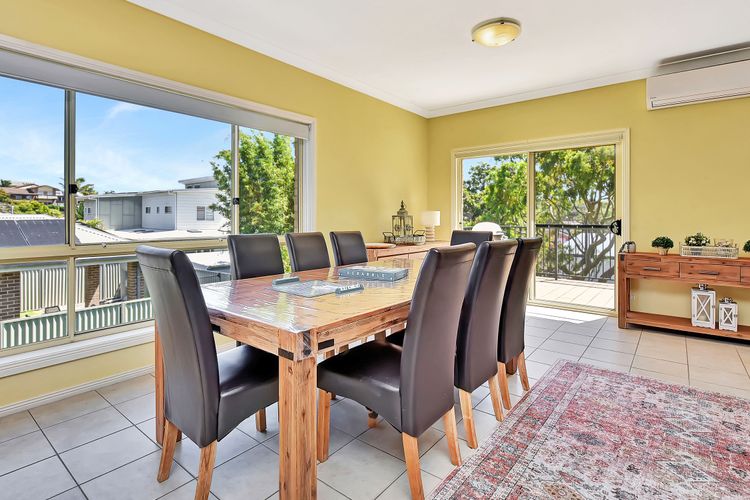 Salt and Paws @ Fingal Bay