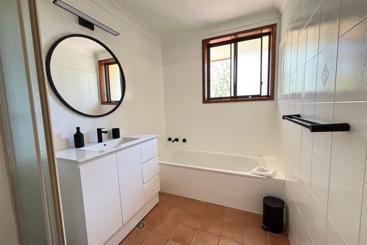 Catalina Cove-From Door to Shore in 2 Minutes