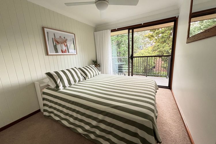 Catalina Cove-From Door to Shore in 2 Minutes