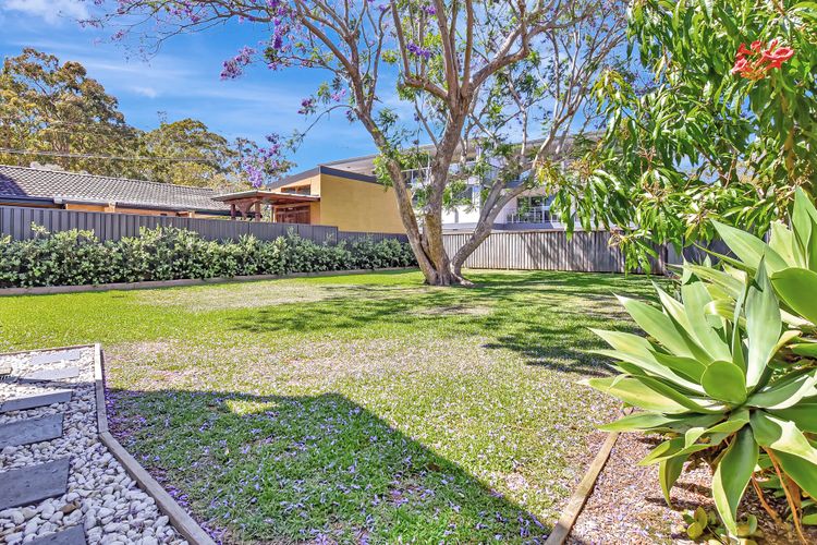 The Jacaranda – Pet Friendly, Air-Con, Wifi, Boat Parking, Large backyard