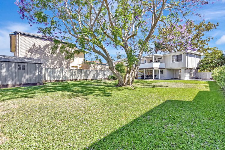 The Jacaranda – Pet Friendly, Air-Con, Wifi, Boat Parking, Large backyard