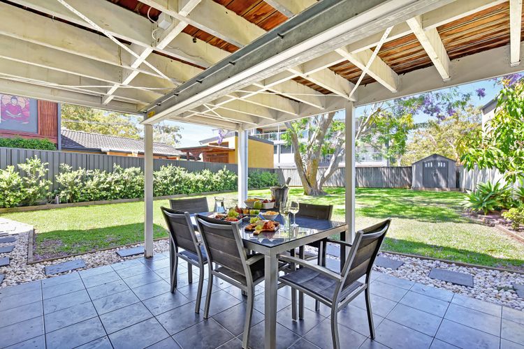 The Jacaranda – Pet Friendly, Air-Con, Wifi, Boat Parking, Large backyard