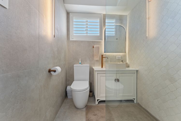 BEACHFRONT….. at Shoal Bay