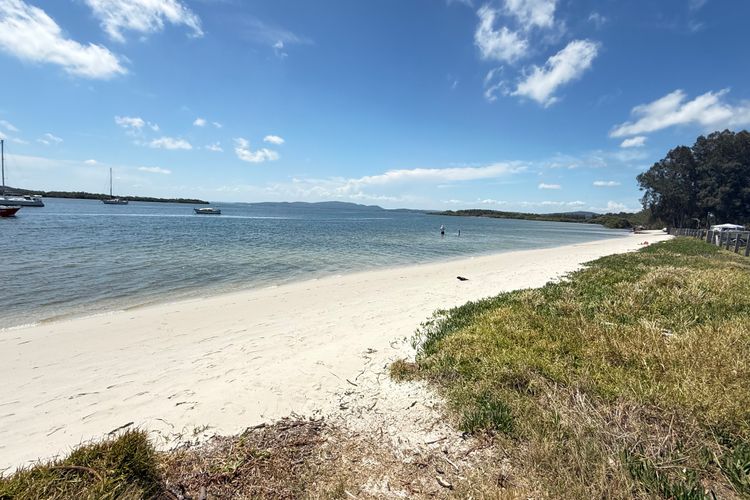 Tilligerry Beach Retreat