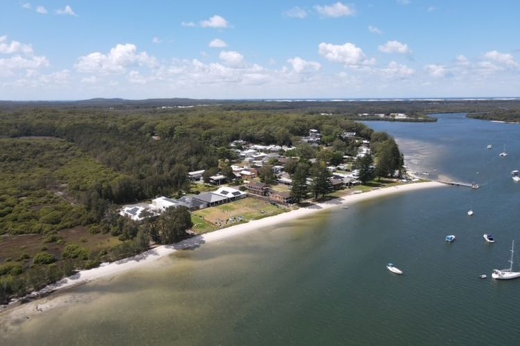 Tilligerry Beach Retreat