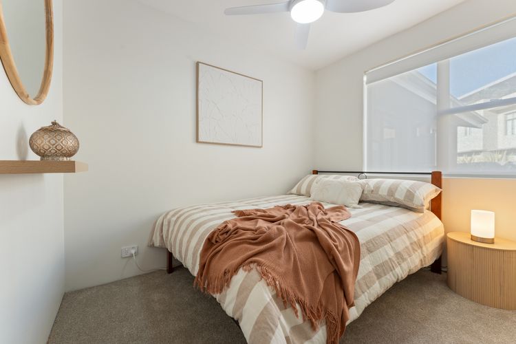 Shoal Bay Beachfront Escape