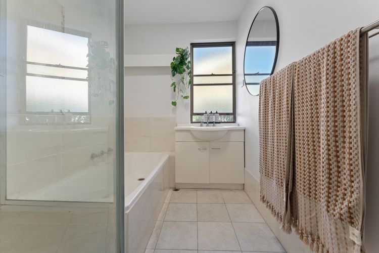 Shoal Bay Beachfront Escape