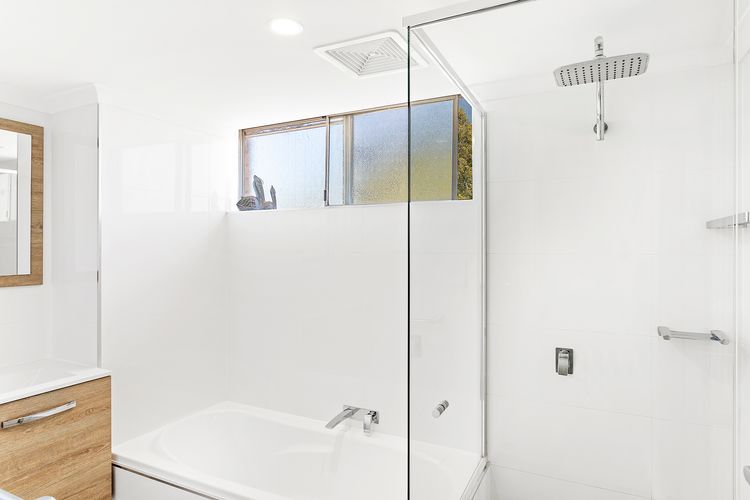 Shoal Bay Sunrise 2 BDR Waterfront Apartment