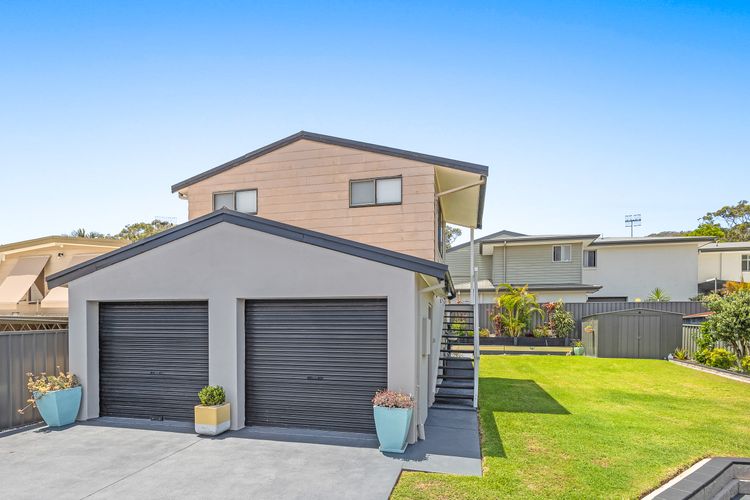Family Joy On Shoal Shores.