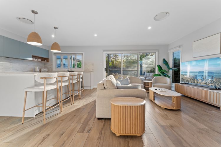 Bay Breeze at Salamander Bay