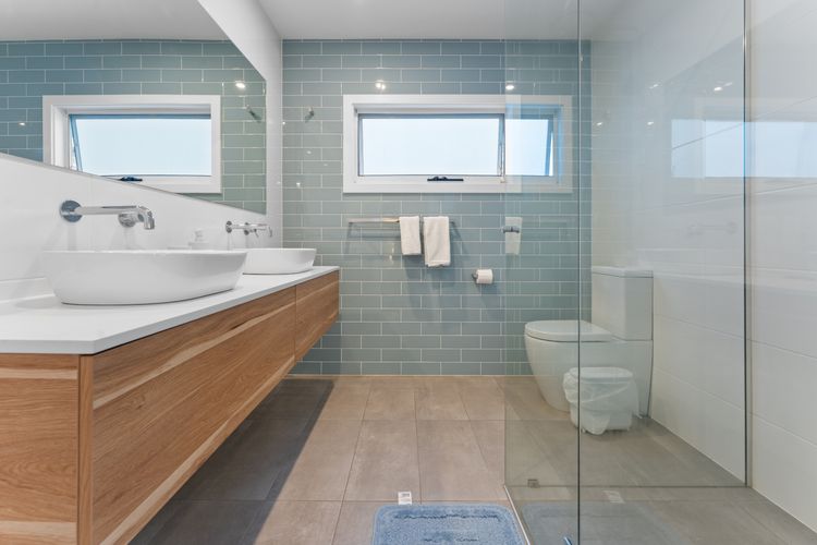 Bay Breeze at Salamander Bay