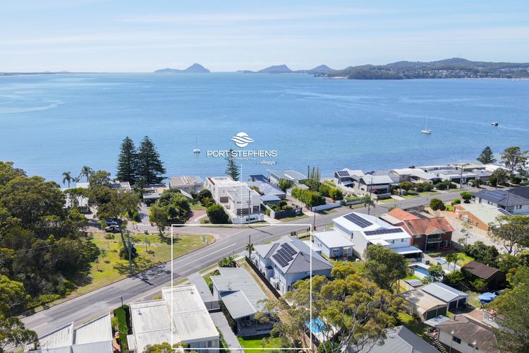 Bay Breeze at Salamander Bay