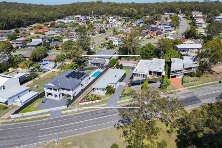 Bay Breeze at Salamander Bay