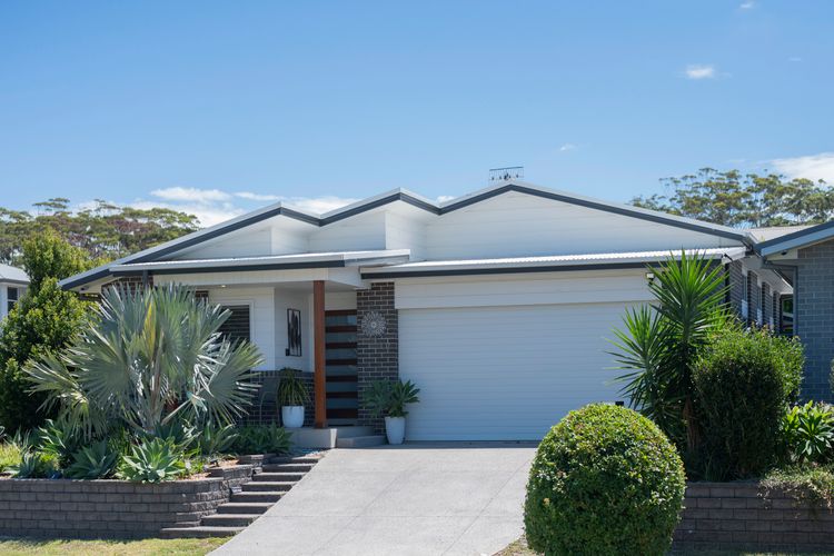 Corlette Coastal Haven