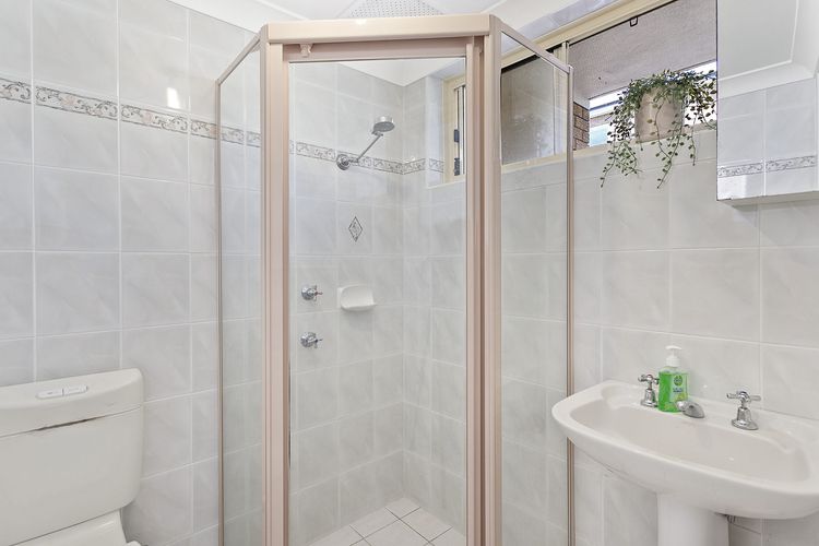 South Pacific, Unit 5/13 Shoal Bay Road