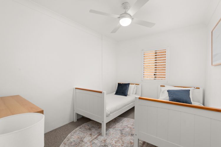 South Pacific, Unit 5/13 Shoal Bay Road