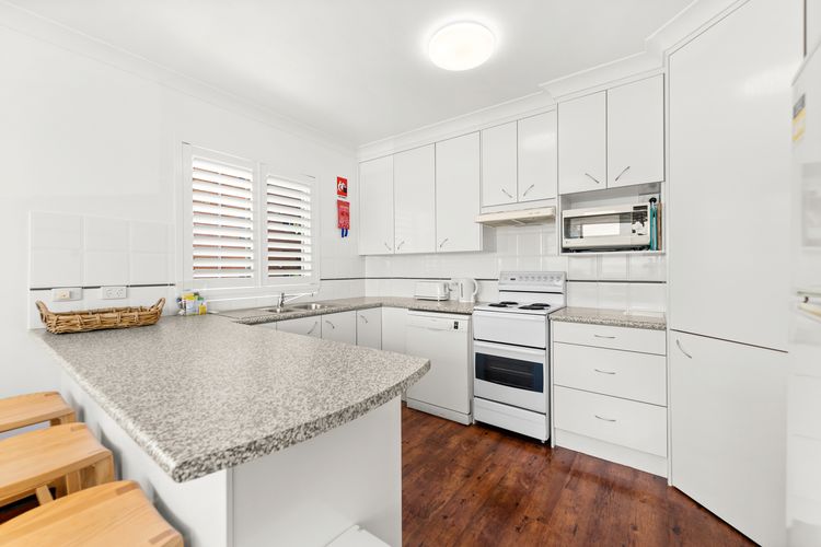 South Pacific, Unit 5/13 Shoal Bay Road