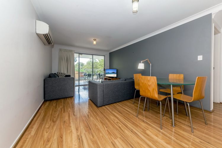 Shoal Bay Beach Apartments, Unit 17/2 Shoal Bay Road