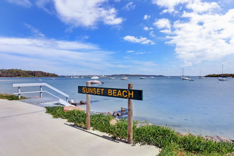 Sunset Court, Unit 1/3 Resthaven Avenue