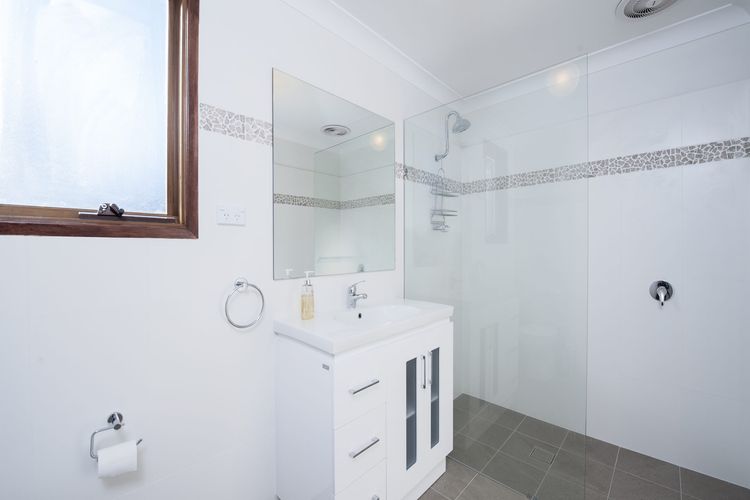 Barefoot Beach House, 24 Essendene Road