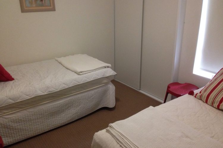 Bay Parklands, Unit 35/2 Gowrie Avenue