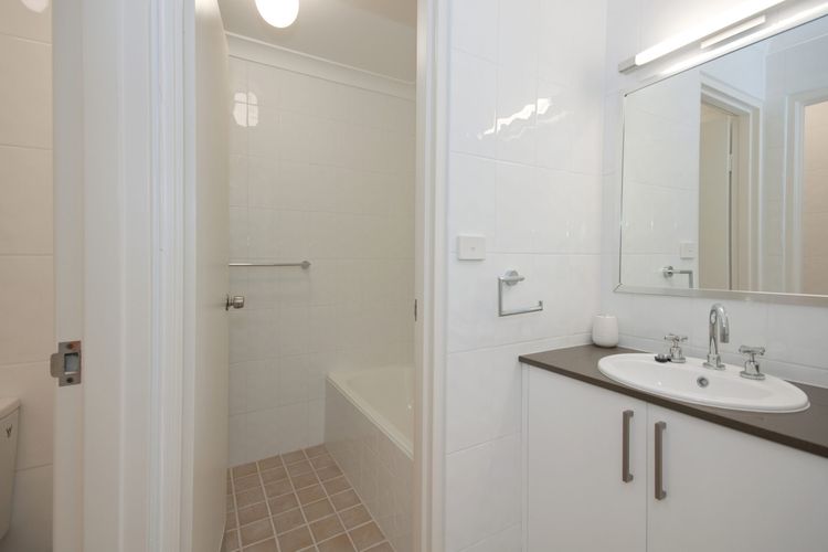 Bay Parklands, Unit 35/2 Gowrie Avenue