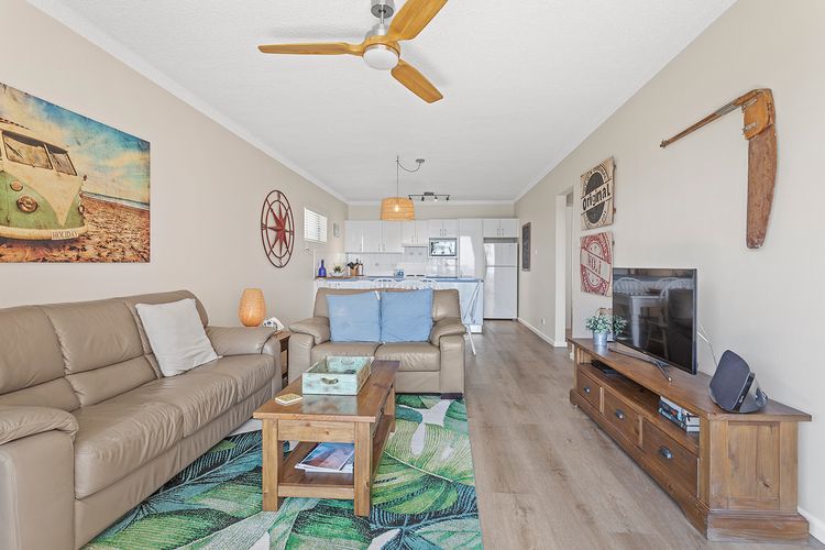 Bella Vista, Unit 10/19 Shoal Bay Road