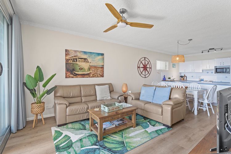 Bella Vista, Unit 10/19 Shoal Bay Road