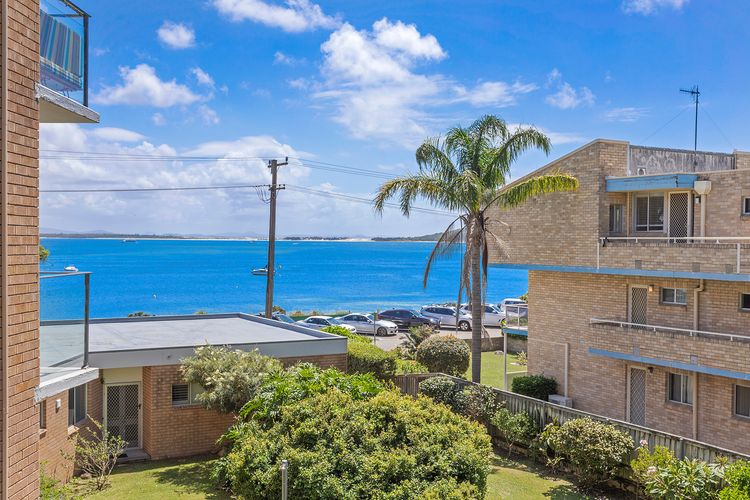 Bella Vista, Unit 10/19 Shoal Bay Road