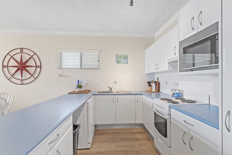 Bella Vista, Unit 10/19 Shoal Bay Road