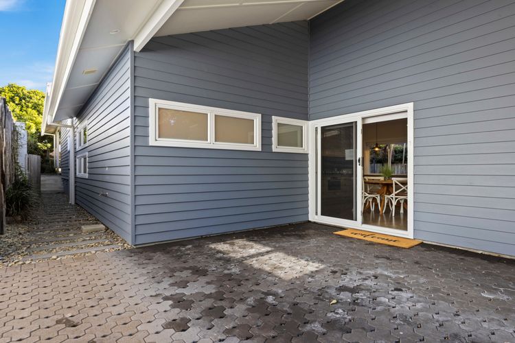 Sawtell Beach Shack 1