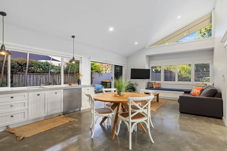 Sawtell Beach Shack 1