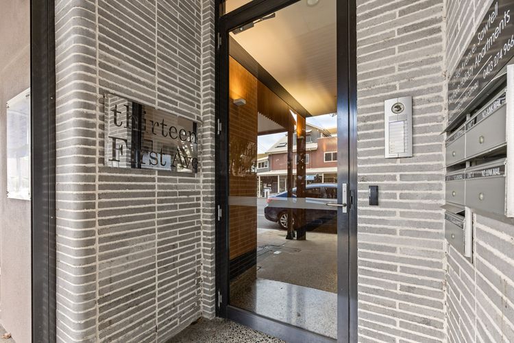 The Avenue