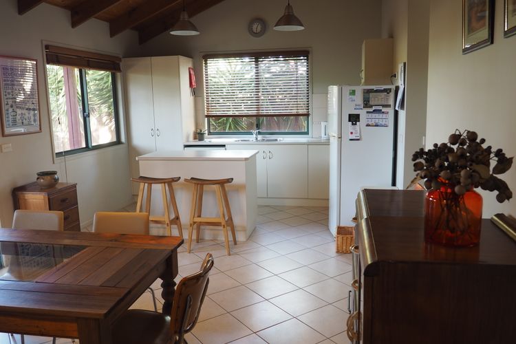 Sandhurst Escape 2-17