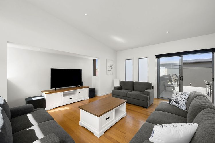 Anderson Central Townhouse 2/36