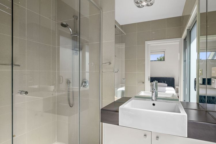 Anderson Central Townhouse 2/36