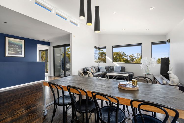 Sea View Beach House 11a