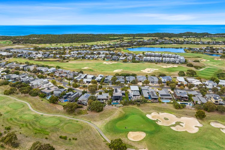 St Georges Luxury Beach House