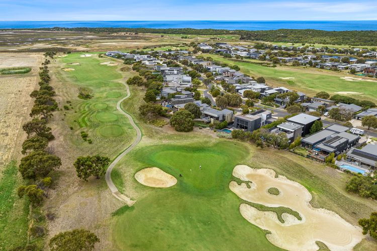 St Georges Luxury Beach House