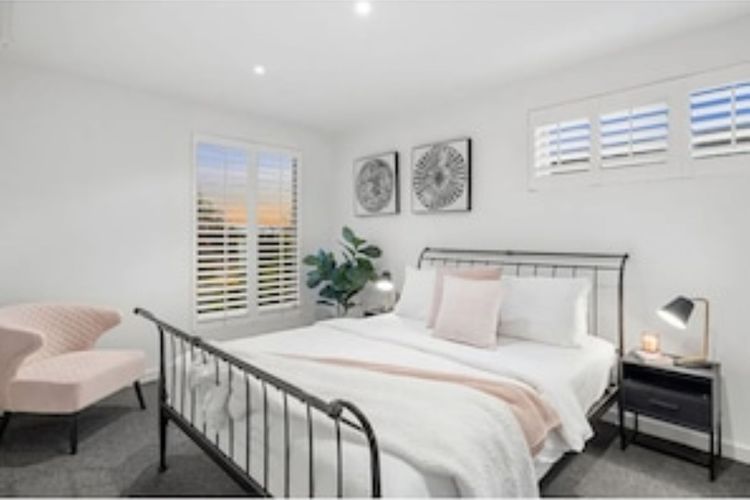 St Georges Luxury Beach House