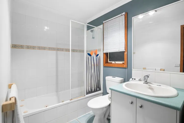 Price on the Beach 2c