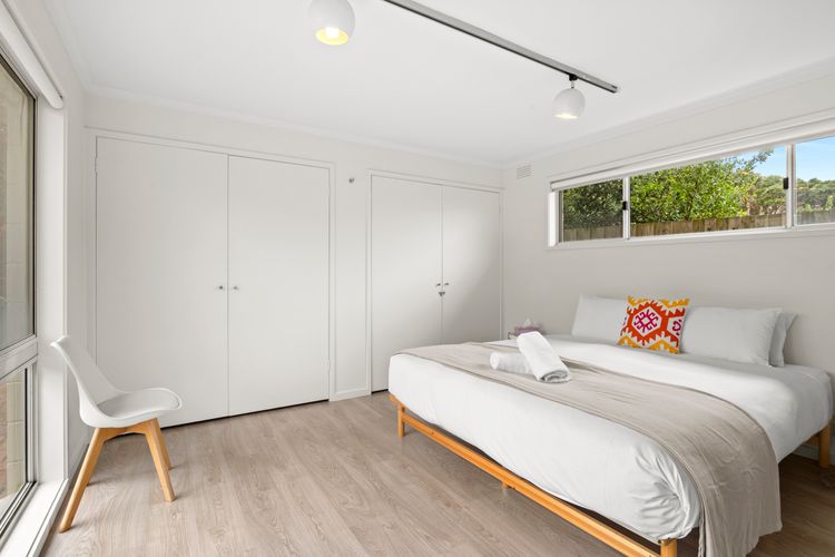 Price Central Torquay 32