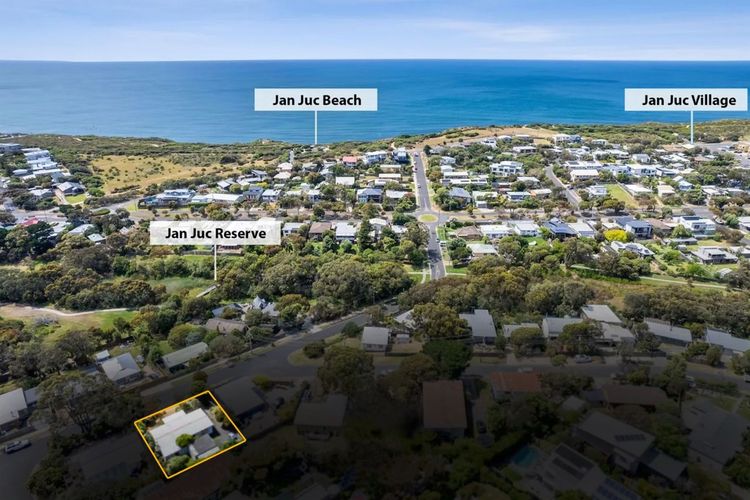 Torquay Boulevard Beach House