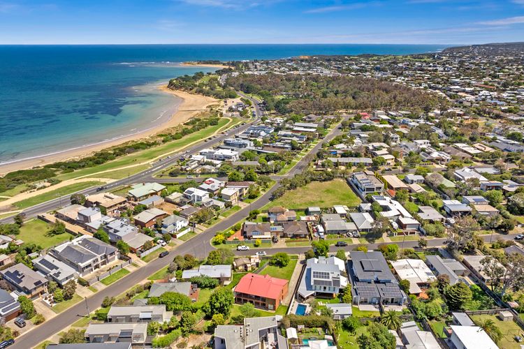 New Street Beach House | Pet-Friendly 350m to Beach