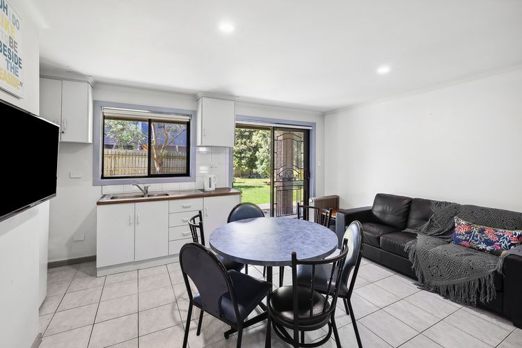 New Street Beach House | Pet-Friendly 350m to Beach