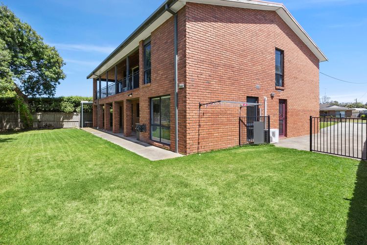 New Street Beach House | Pet-Friendly 350m to Beach