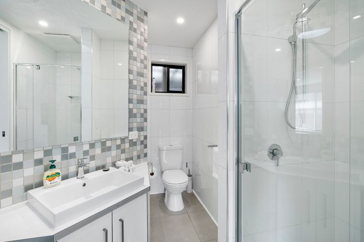 Cosy Esplanade Unit 8 | Steps to Beach & Cafes