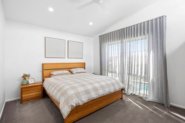 Beach Road Pool Escape